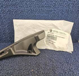 708400128 Brp Brb Carbon Black Rh Windshield Base Fits 2024 Can-am F3-t H6rb