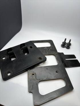 2205983 Polaris Used Genuine General 1000 Utv Tipout Windshield Hardware Kit Oem