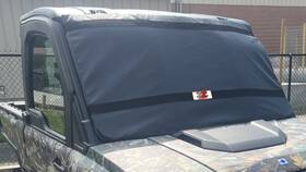 66-10128 Seizmik 25 Cf Moto U10 Pro Highland Windshield Protector - Black